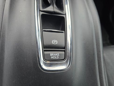 Used 2020 Honda HR-V Touring image 33