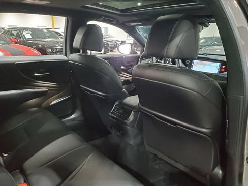Used 2020 Lexus LS 500 w/ Accessory Package (Z2) RWD image 21