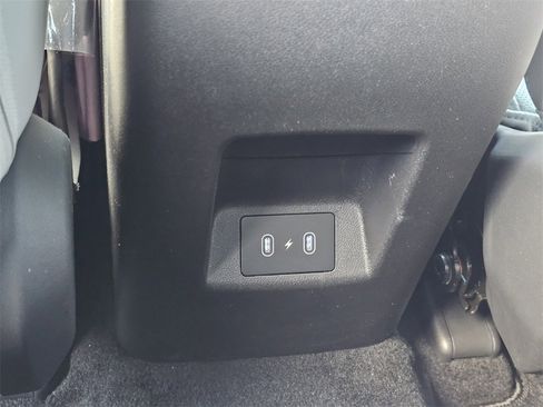 Certified 2026 Hyundai Santa Cruz SEL image 17