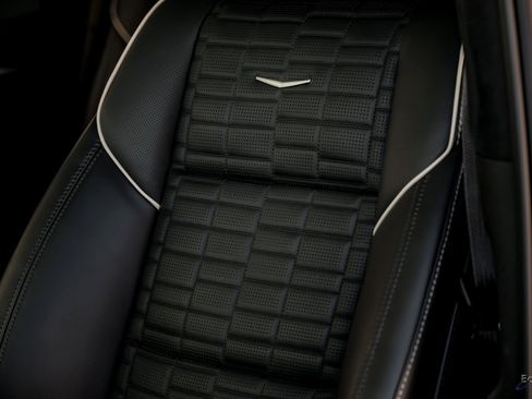 Used 2025 Cadillac Escalade V image 38