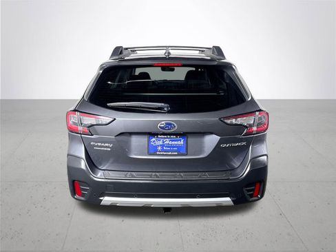 Used 2021 Subaru Outback Limited image 7