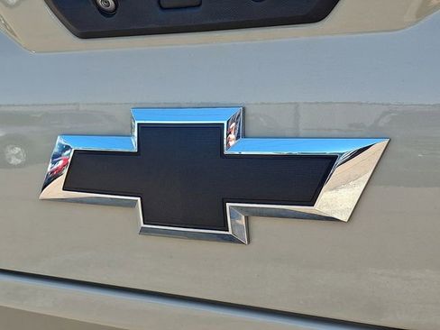 Used 2022 Chevrolet Silverado 1500 LT Trail Boss w/ LT Trail Boss Premium Package AWD/4WD image 27