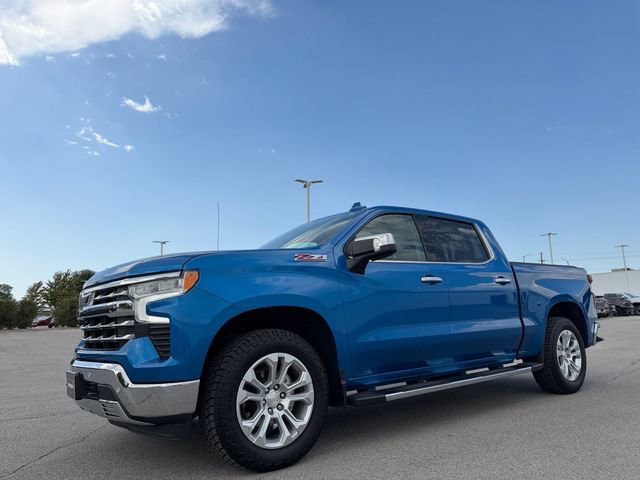 Used 2024 Chevrolet Silverado 1500 LTZ AWD/4WD image 35