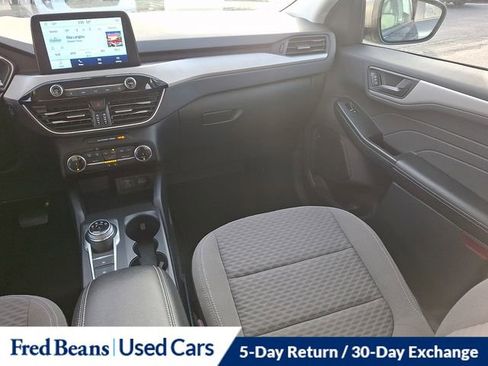 Used 2022 Ford Escape SE w/ Convenience Package image 16