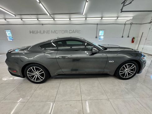 Used 2016 Ford Mustang GT Premium RWD image 4