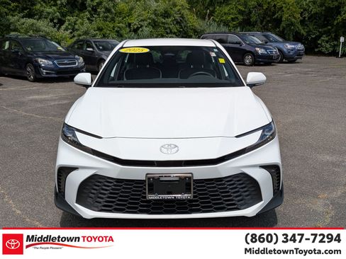 Certified 2025 Toyota Camry SE AWD/4WD image 7