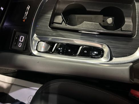 Used 2023 Buick Enclave Essence w/ LPO, Floor Liner Package FWD image 20