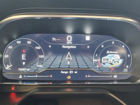 Used 2023 GMC Yukon SLT image 24