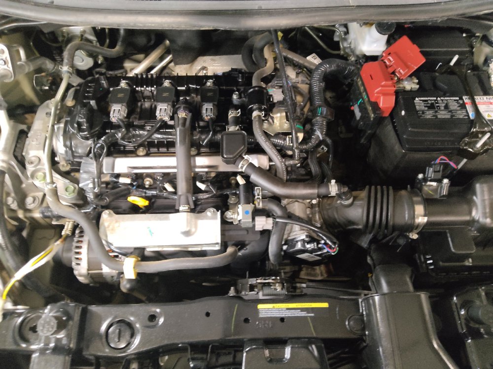 Used 2021 Nissan Versa S FWD image 30
