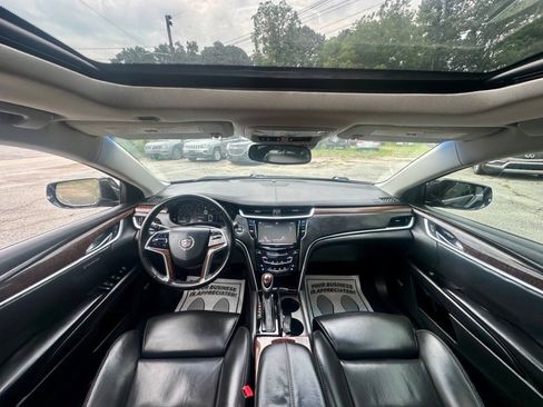 Used 2013 Cadillac XTS Premium FWD image 22