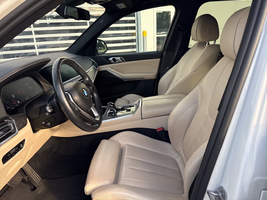 Used 2022 BMW X5 xDrive40i w/ Premium Package AWD/4WD image 9