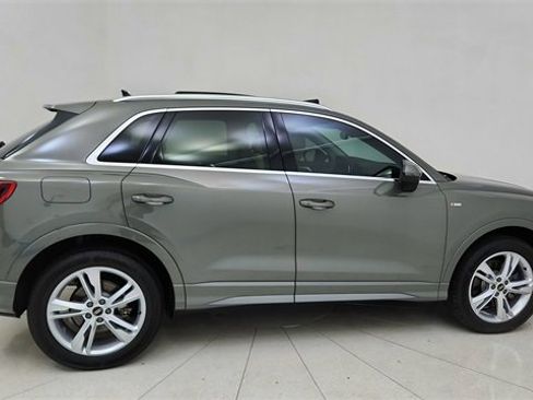 Used 2024 Audi Q3 2.0T Premium Plus image 6