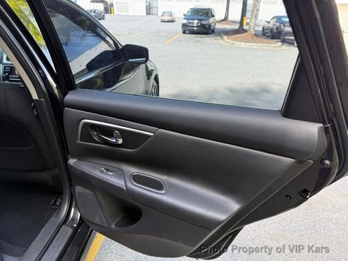 Used 2017 Nissan Altima 2.5 SV FWD image 10