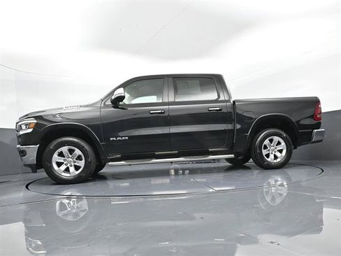 Used 2019 RAM 1500 Laramie AWD/4WD image 32
