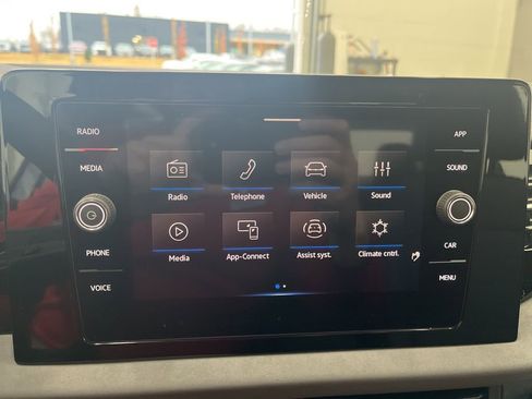 New 2026 Volkswagen Jetta SE image 21