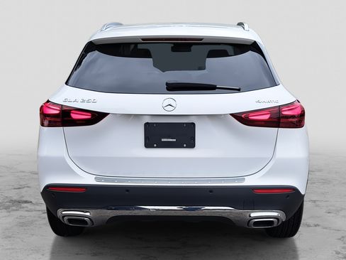 Certified 2025 Mercedes-Benz GLA 250 4MATIC image 7