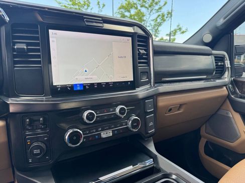 Used 2026 Ford F350 Lariat AWD/4WD image 22