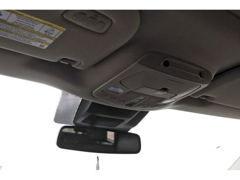 Used 2018 Ford Expedition Platinum image 11