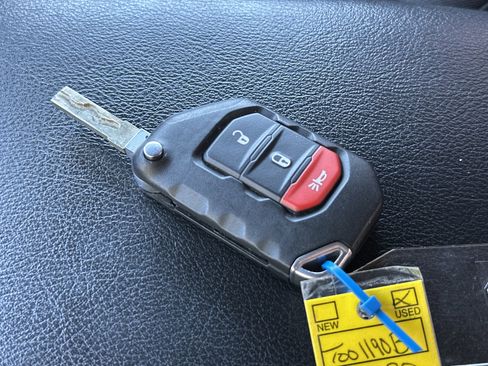 Used 2020 Jeep Wrangler Sport AWD/4WD image 36