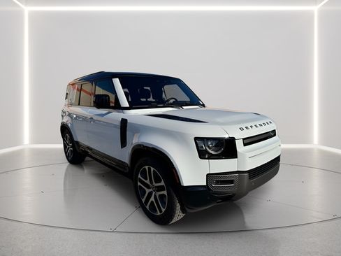 Used 2021 Land Rover Defender 110 X-Dynamic HSE AWD/4WD image 7