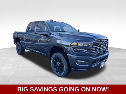 New 2026 RAM 3500 Big Horn AWD/4WD image 3