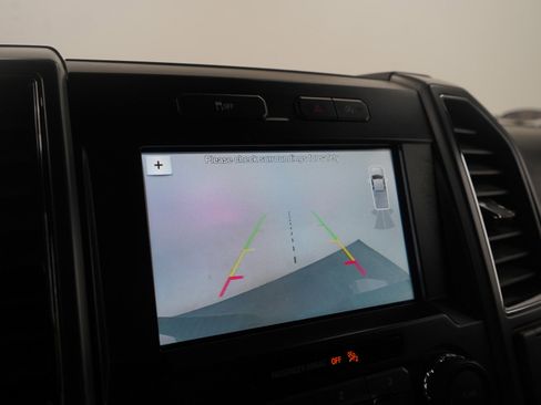 Used 2018 Ford F150 XLT w/ Equipment Group 302A Luxury image 30