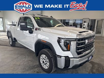 Used 2024 GMC Sierra 2500 SLE w/ SLE Convenience Package