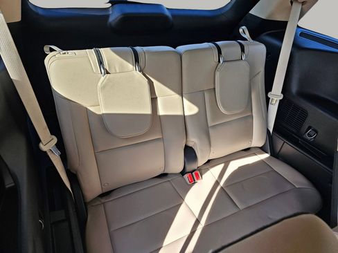 Used 2021 Ford Explorer Limited w/ Hybrid Equipment Group 310A image 26