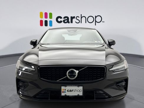 Used 2025 Volvo S60 B5 Plus image 8