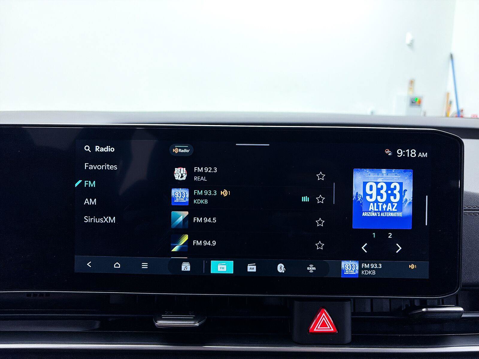 Used 2026 Kia Carnival EX FWD image 25