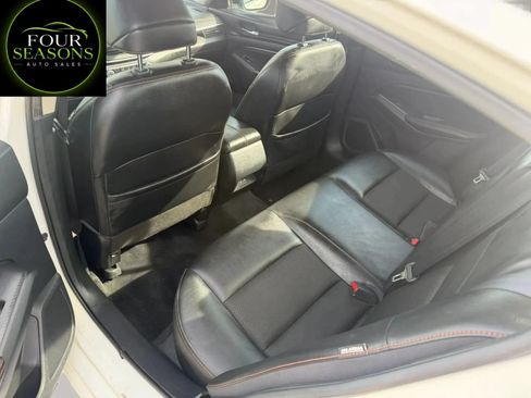 Used 2020 Nissan Altima 2.5 SR FWD image 9