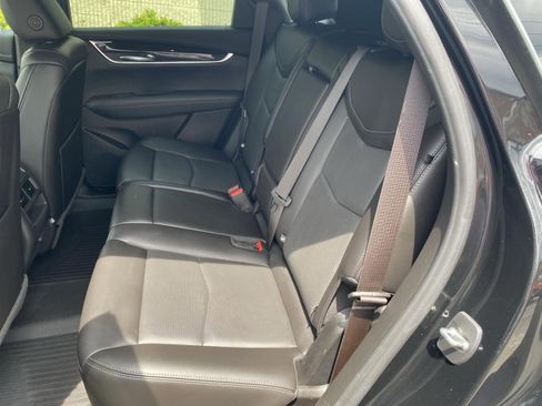 Used 2021 Cadillac XT5 Premium Luxury w/ LPO, Floor Liner Package AWD/4WD image 21