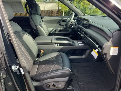 New 2027 Kia Telluride X-Line SX Prestige image 7