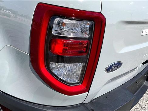 Used 2024 Ford Bronco Sport Outer Banks w/ Tech Package AWD/4WD image 28