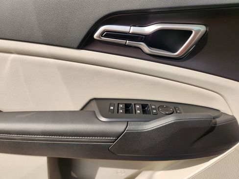 New 2026 Kia Sportage EX image 16