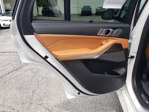 Used 2022 BMW X5 M50i w/ Executive Package AWD/4WD image 15