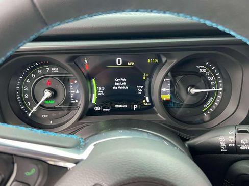 Used 2024 Jeep Wrangler High Altitude AWD/4WD image 18