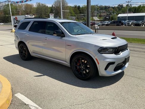 Used 2024 Dodge Durango R/T AWD/4WD image 4