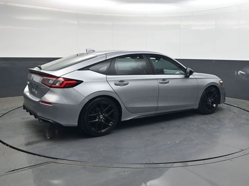 Used 2024 Honda Civic Sport image 4