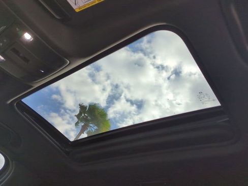 Used 2023 MAZDA CX-5 Signature image 20