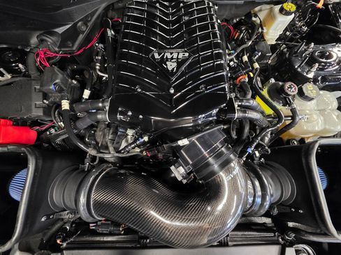 Used 2024 Ford Mustang GT Premium RWD image 43