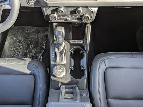 New 2026 Ford Bronco Badlands AWD/4WD image 19