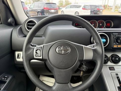Used 2012 Scion xB image 9