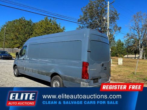 Used 2019 Mercedes-Benz Sprinter 170 image 5