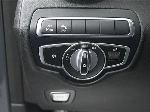 Certified 2018 Mercedes-Benz GLC 300 4MATIC image 10