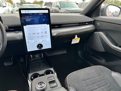 Used 2022 Ford Mustang Mach-E GT image 20