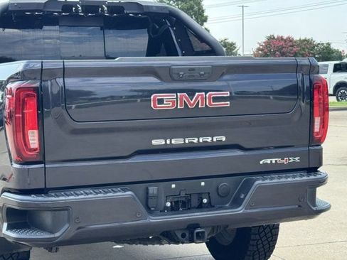 Used 2022 GMC Sierra 1500 AT4X AWD/4WD image 8