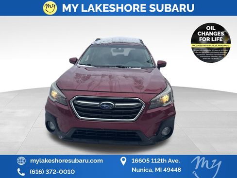 Used 2018 Subaru Outback 2.5i Premium image 2