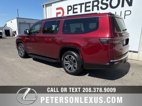 Used 2024 Jeep Wagoneer L Series II w/ Flexible Seating Group AWD/4WD image 6