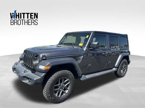 Used 2024 Jeep Wrangler Unlimited Sport AWD/4WD image 1
